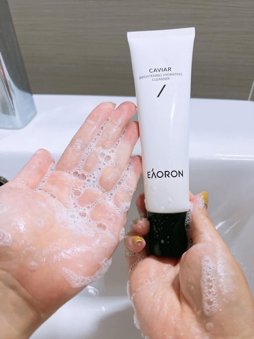 Eaoron Caviar Brightening Hydrating Cleanser New 100ml - Image 3